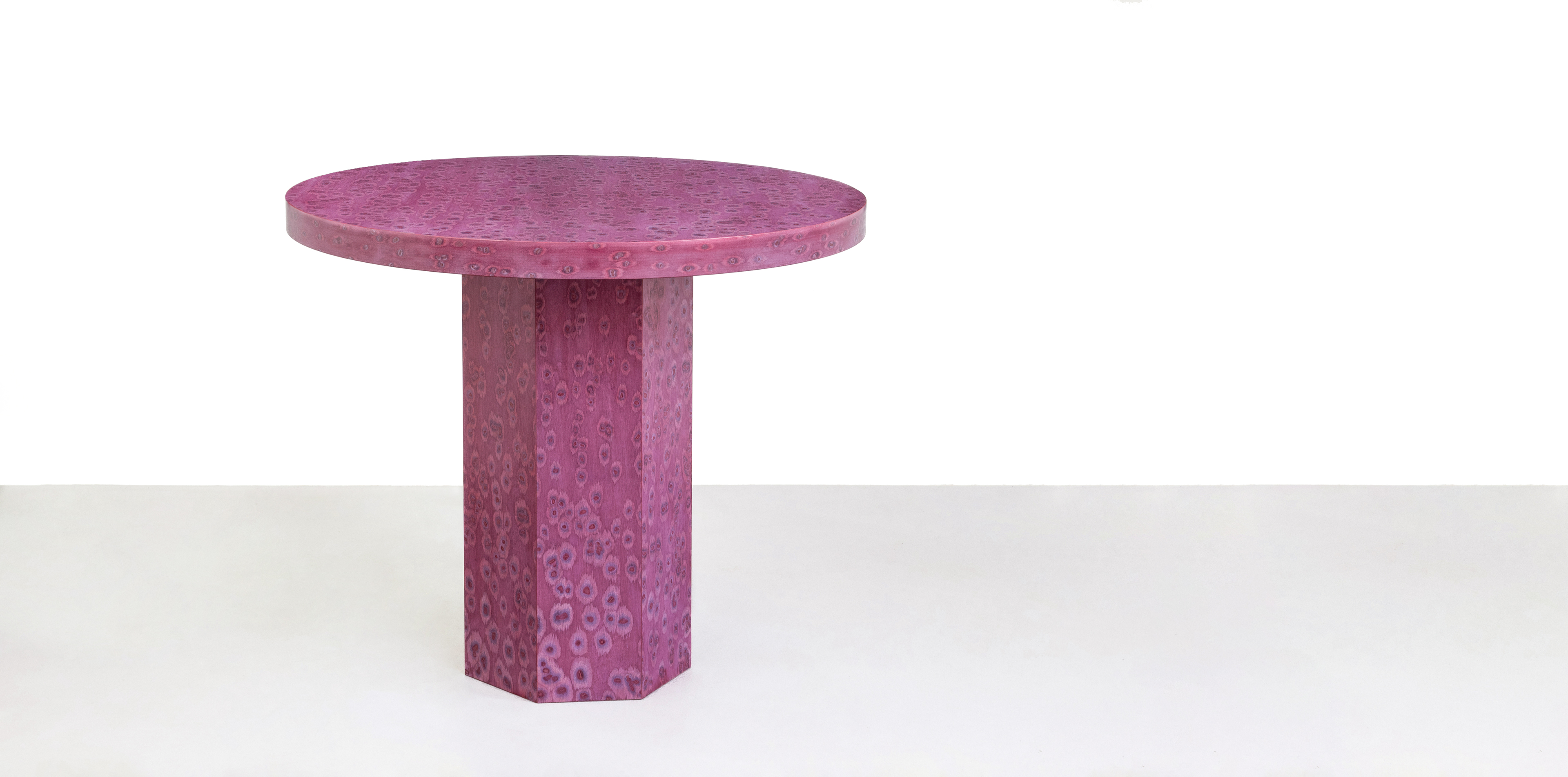 01_OSIS_Table_Berry_2_topphoto