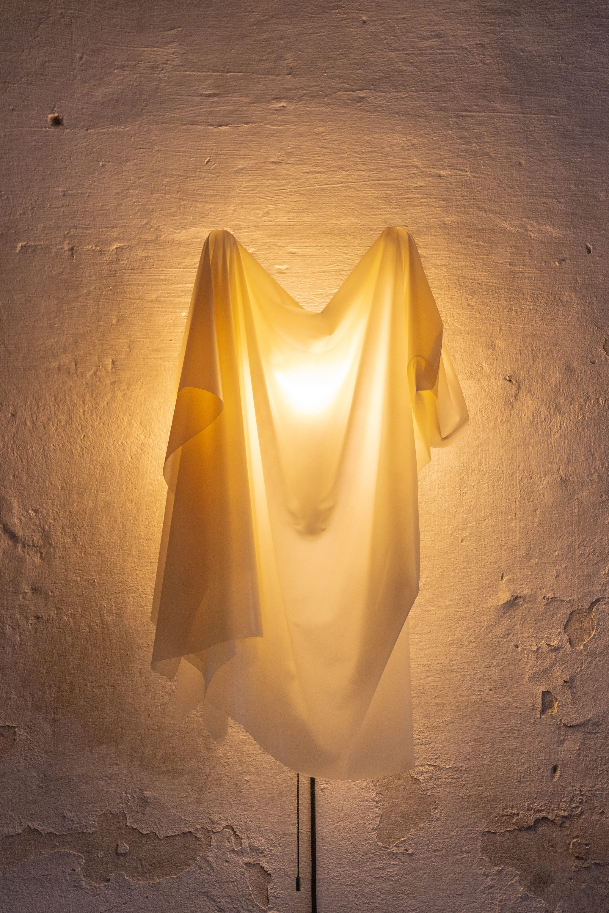 Throw Light